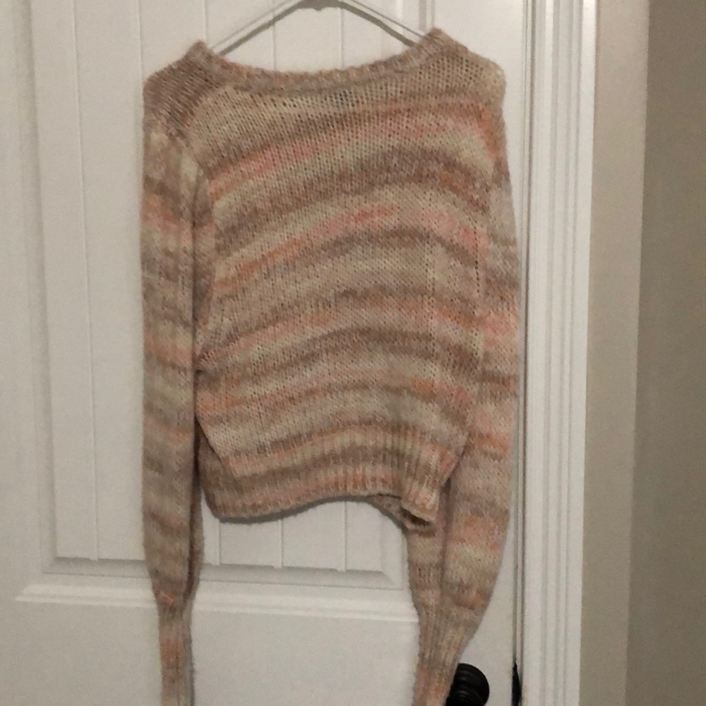 Junior’s sweater